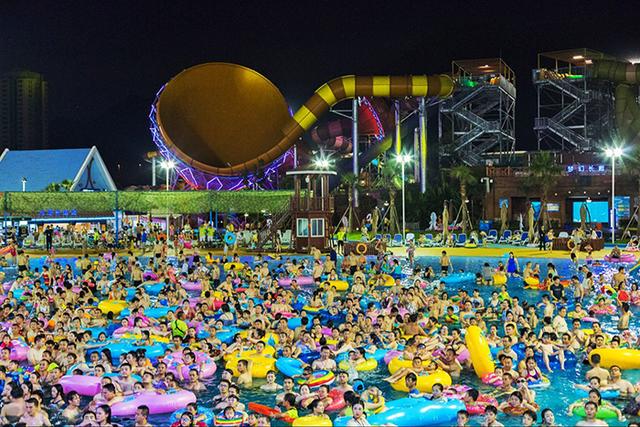 足球宝贝闯关小视频,足球宝贝水上冲关