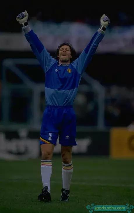 卡恩和圣卡西谁厉害,圣卡西对卡恩