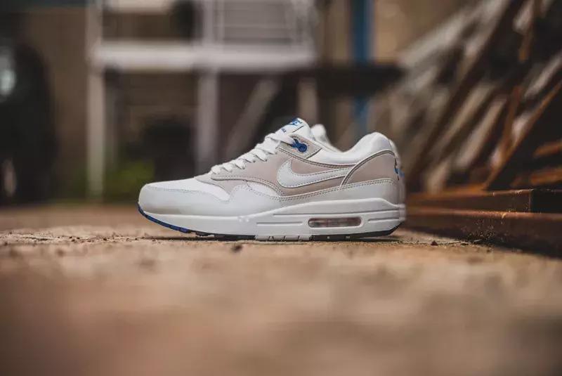 yeezy澶嶅埢鐞冮瀷,aj鍜寉eezy鍒板簳璋佹槸娼瀷涔嬬帇