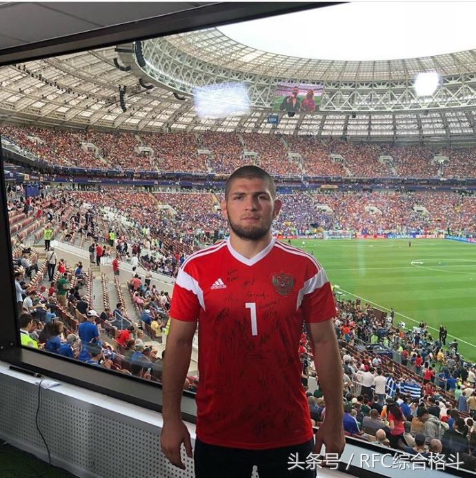 嘴炮康纳比赛,嘴炮康纳和巴西拳王赛前发布会