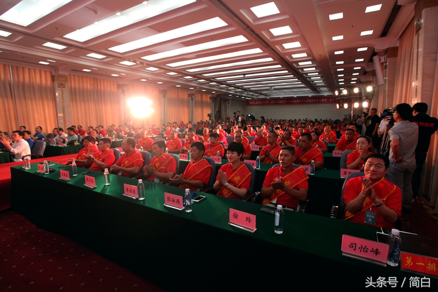 古隆中窖龄12年浓香型白酒多少钱,世界杯新出的酒