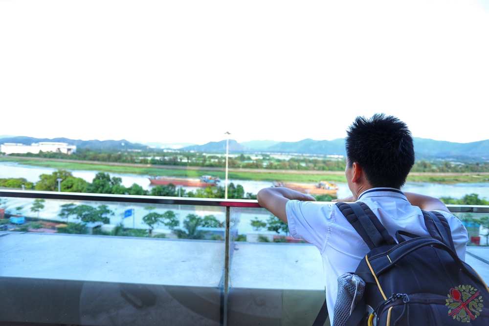 去香港囤货累觉不爱，住深圳购物最轻松