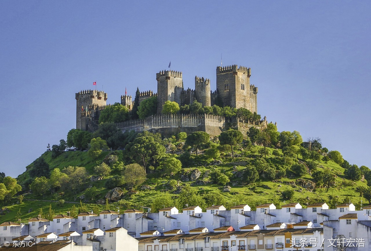 克罗地亚总统夫人世界杯一道风景线，原来克罗地亚风景这么美