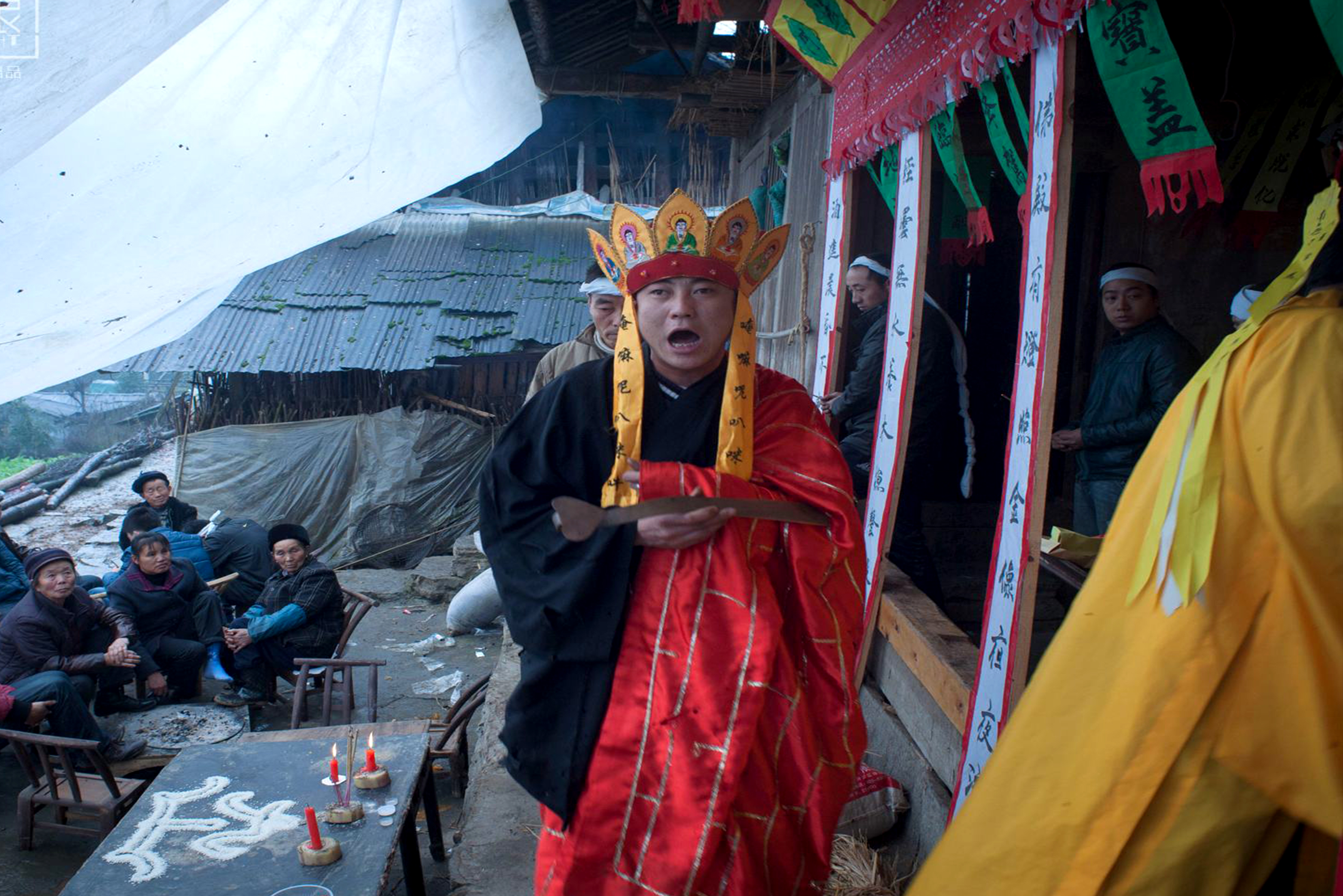 遇到丧事从家门口走有什么忌讳,忌讳参加丧事如何化解