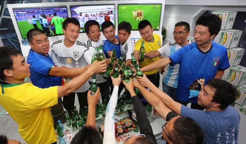 世界杯最狂的球迷,世界杯沈阳球迷