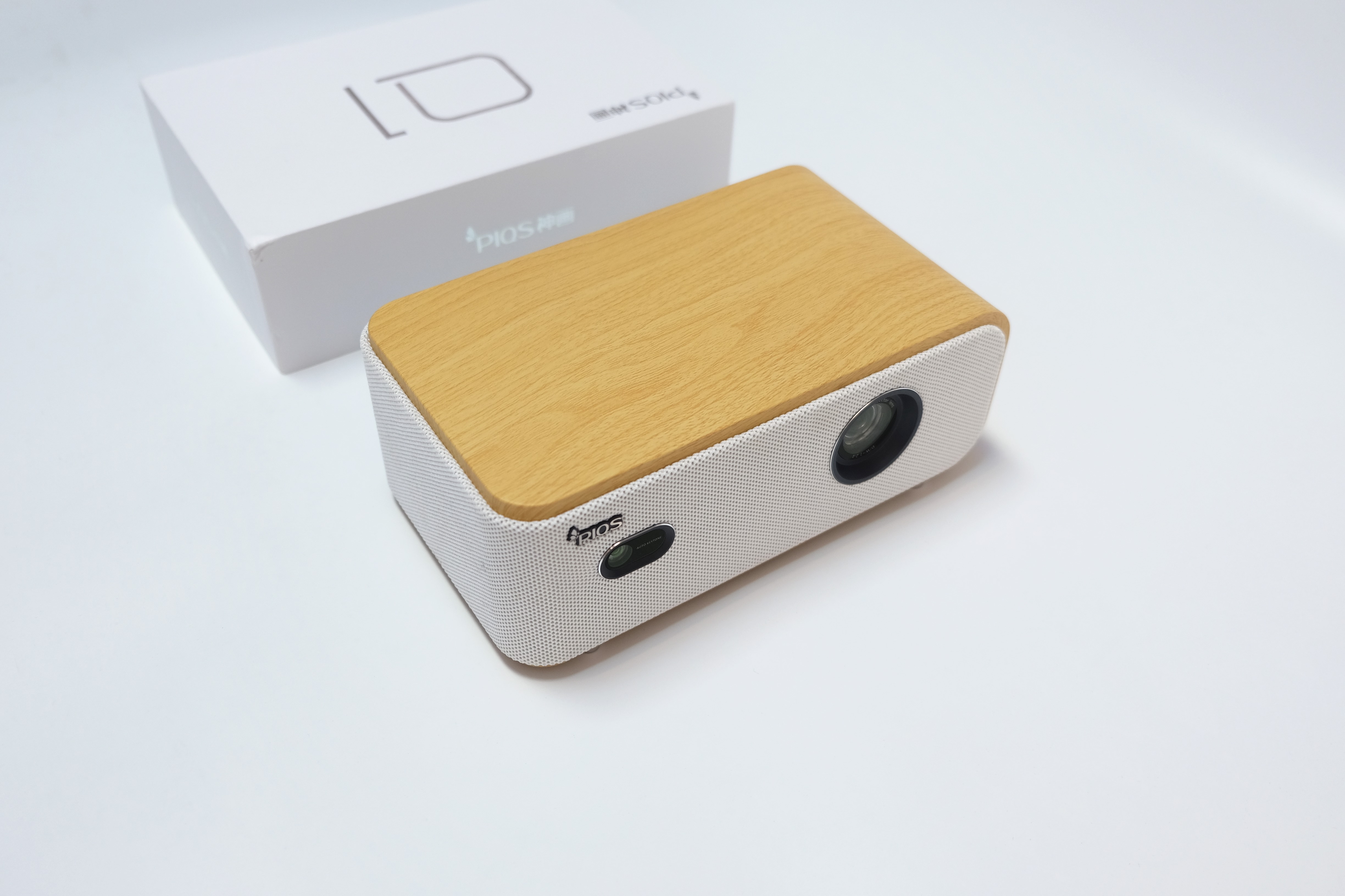 神画q1与f1投影仪评测,神画q1投影仪怎么样