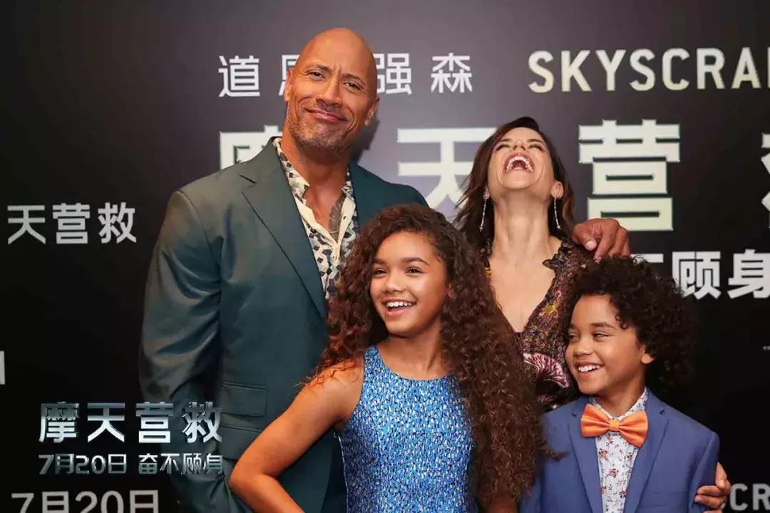 强森的崩溃瞬间,被强森吓到