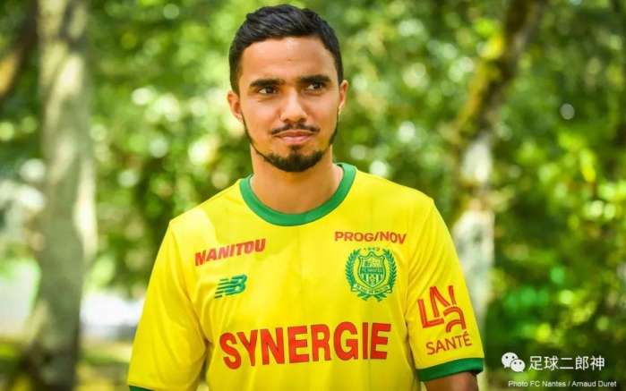 皇家马德里本泽马转会曼联,本泽马租借曼联