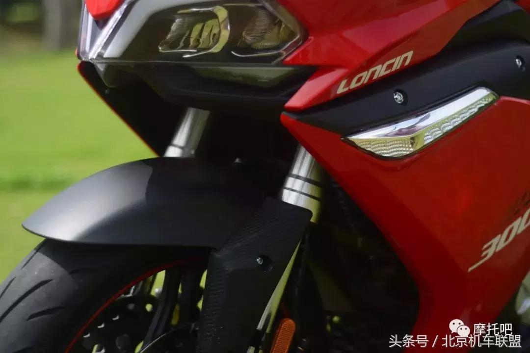 无极300rr和无极250rr选哪个,无极300r和300rr哪个值得入手