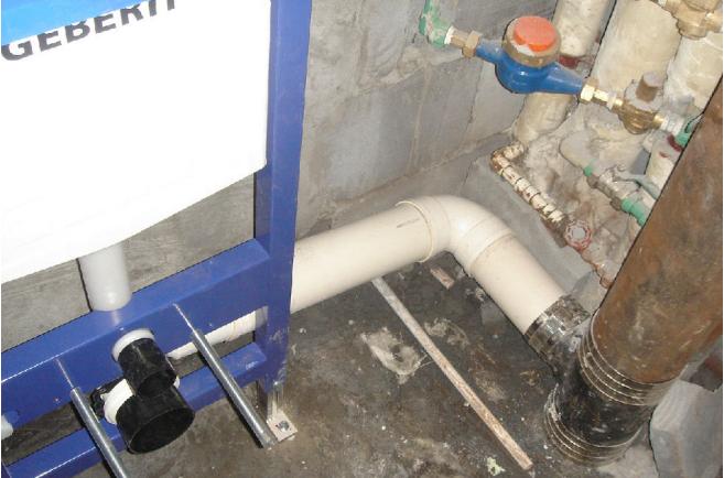 卫生间马桶管移位最佳方法,卫生间马桶移位最佳方法