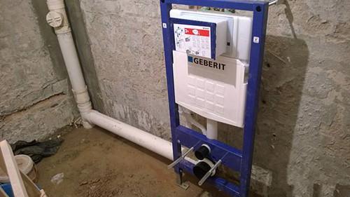 卫生间马桶管移位最佳方法,卫生间马桶移位最佳方法