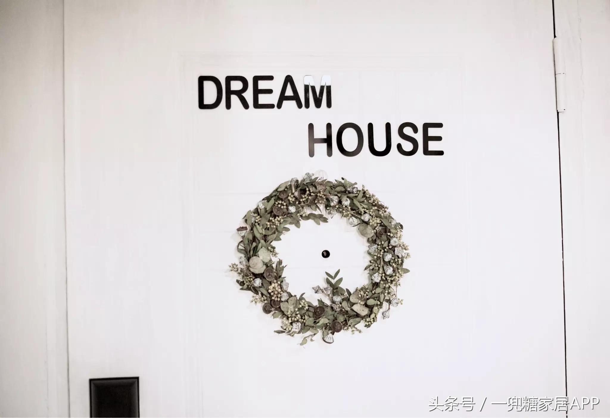 手指褪皮，用坏6对手套，90后美女爆改破旧公寓，是我小瞧你了！