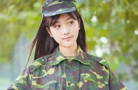 军训晒黑了20分钟恢复,军训晒黑迅速白回来