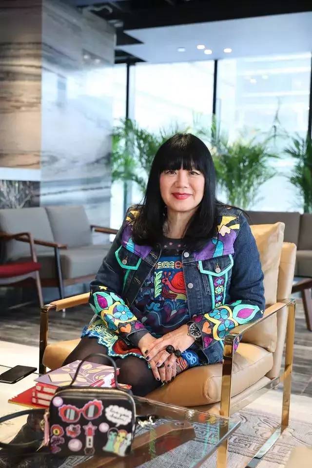 为什么肯德基用手提包,肯德基限量款包