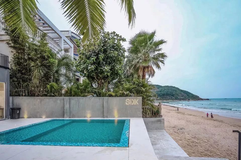 自称“射鸡师”！这个“不太正经”的设计师把酒店开了半个中国，今年终于到杭州了！