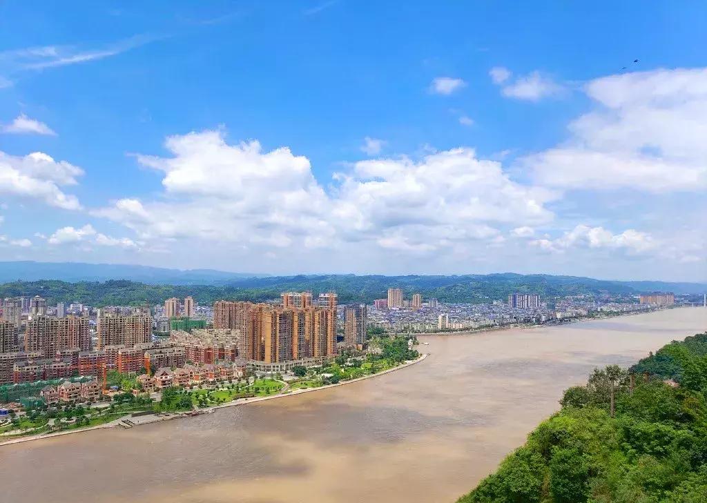 藏不住了重庆这个小城太美了,藏不住了四川话