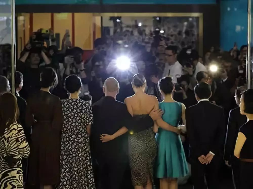 lavilin兰味莲祛味膏盒装,兰味莲走珠止汗露和安利哪个好用