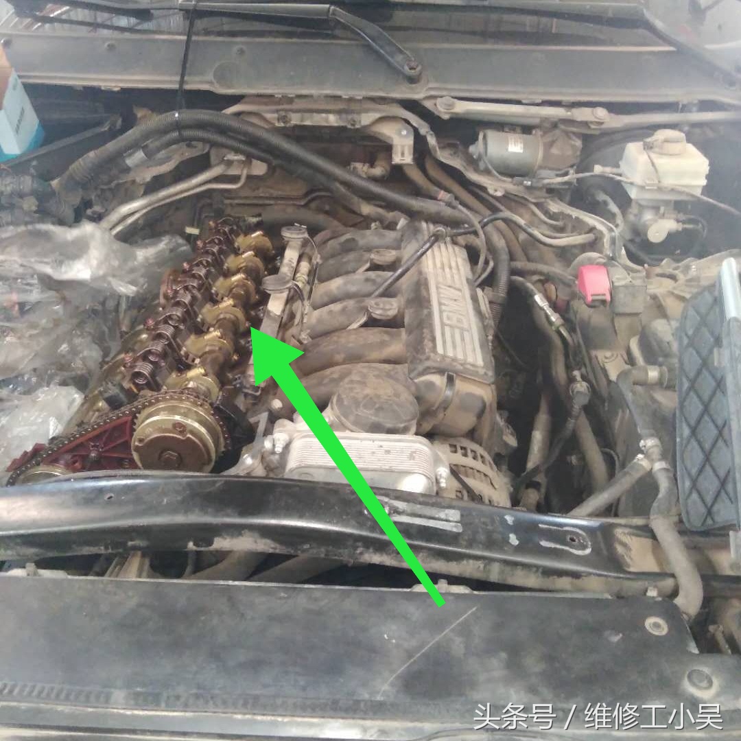 11款宝马x5发动机漏油修多少钱,10年的宝马x5烧机油