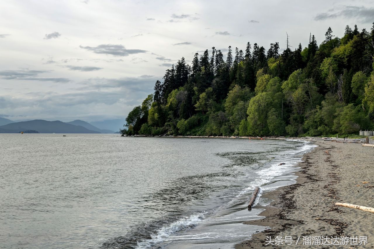 世界十大最惊艳的海滩浴场,世界十大海滩露天浴场