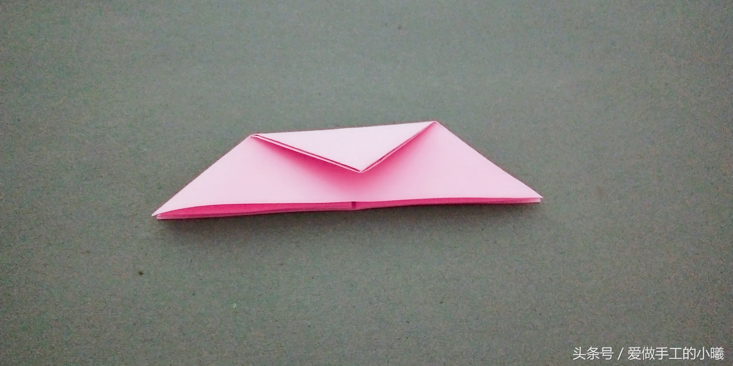 爱心书签的折纸方法,爱心折纸小视频书签