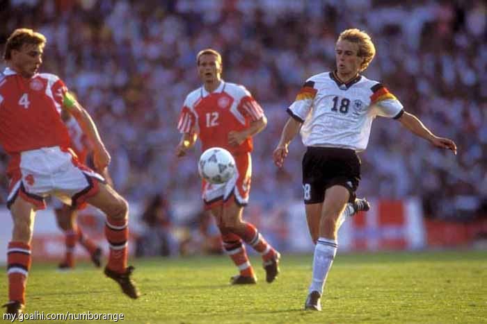 90年德国10号球衣图片,德国球衣进化史