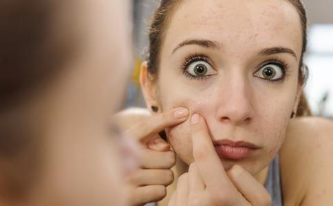 痤疮洗一下脸就起皮怎么回事,邯郸市丛台区中医院皮肤科