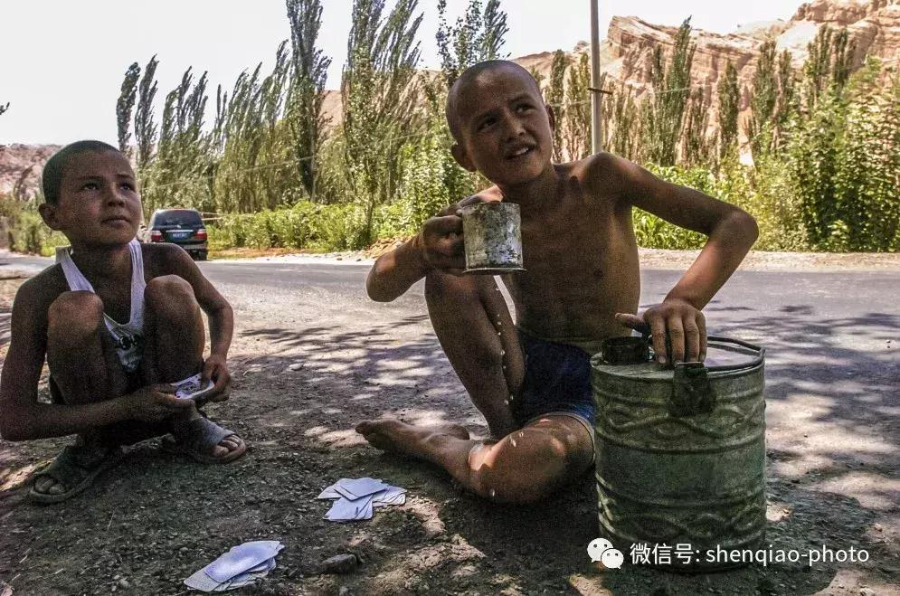 吐鲁番高温气温破纪录,吐鲁番迎来持续高温天气