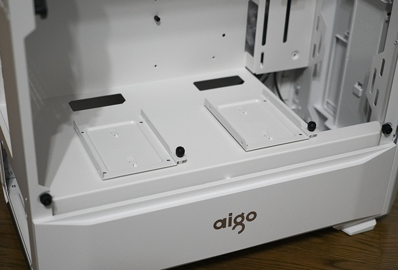 aigo爱国者月光宝盒t20炫光版,爱国者月光宝盒t20机箱前盖怎么拆