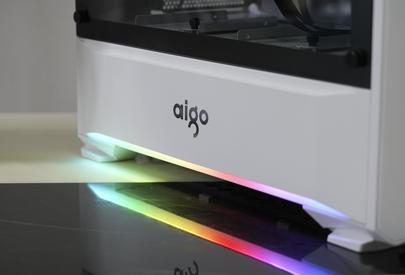 aigo爱国者月光宝盒t20炫光版,爱国者月光宝盒t20机箱前盖怎么拆