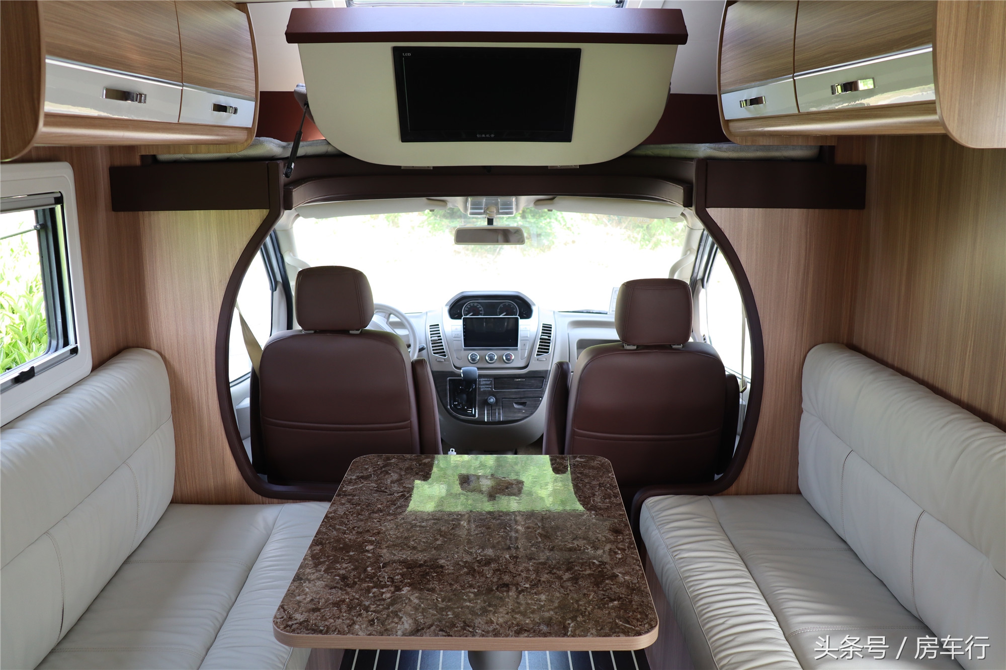 大通c型房车价目表,最便宜的9万8c型房车来了