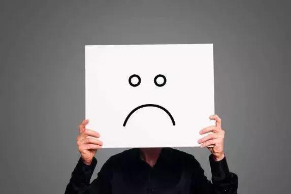 40岁大姐胃胀,48岁大姐查出胃癌