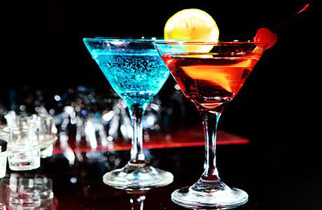 如何在家自制鸡尾酒,在家制作鸡尾酒常用的方法