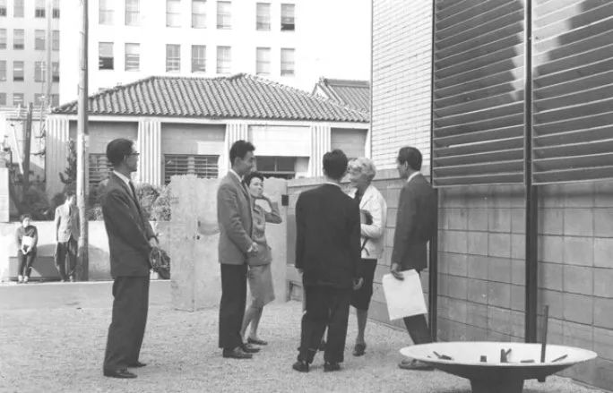 自由绘画鉴赏,当代艺术前卫绘画