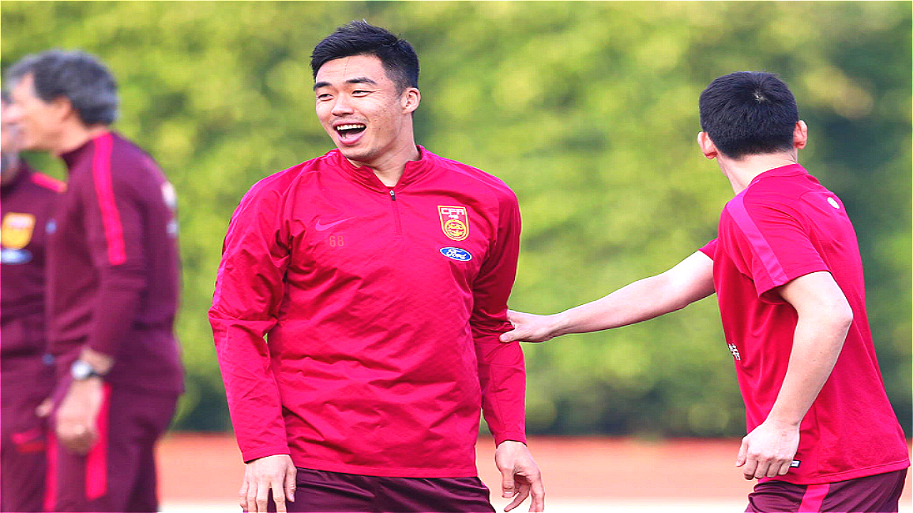 白斩鸡赵旭日,足球运动员对赵旭日的评价