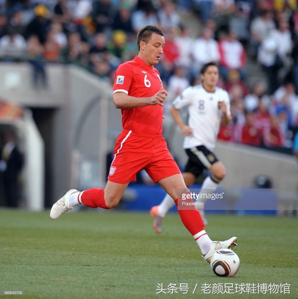 世界杯战靴盘点,南非世界杯复刻版足球鞋