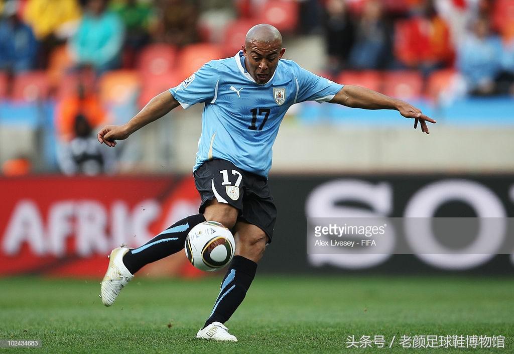 世界杯战靴盘点,南非世界杯复刻版足球鞋