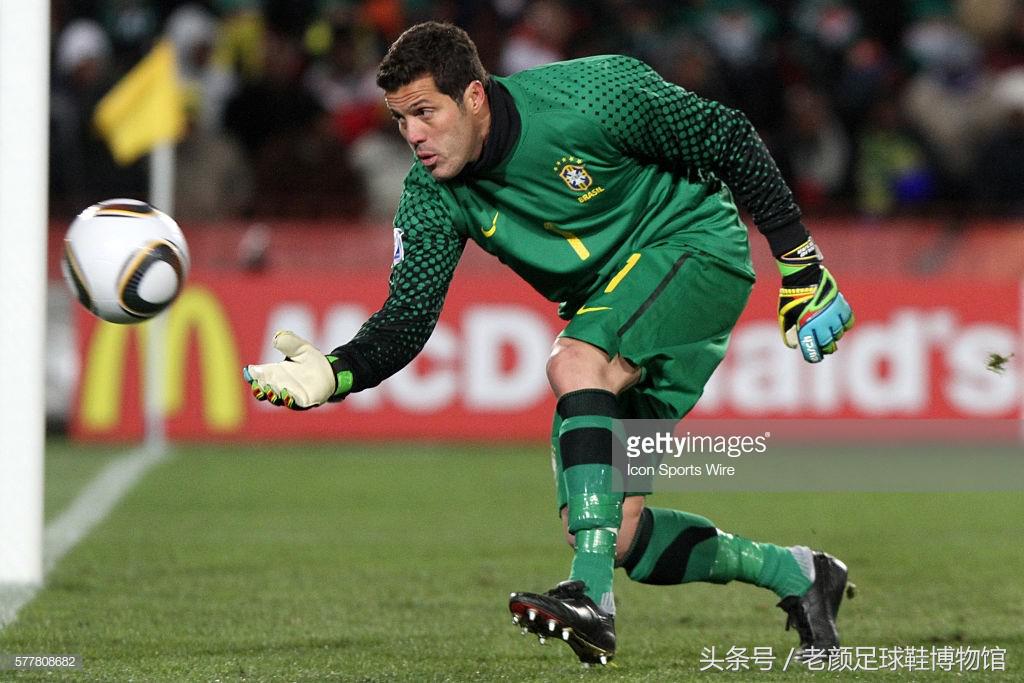 世界杯战靴盘点,南非世界杯复刻版足球鞋