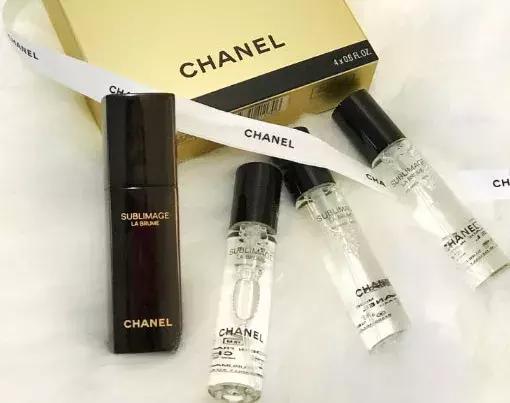 她用200万面霜公开打脸小红书女星？娱乐圈化妆品同款扒料！