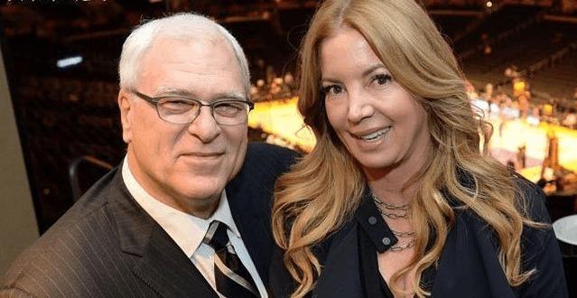 三角进攻的由来,三角进攻由谁提出