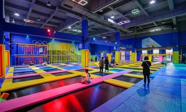武汉最好玩的蹦床公园,武汉大型儿童乐园淘气堡