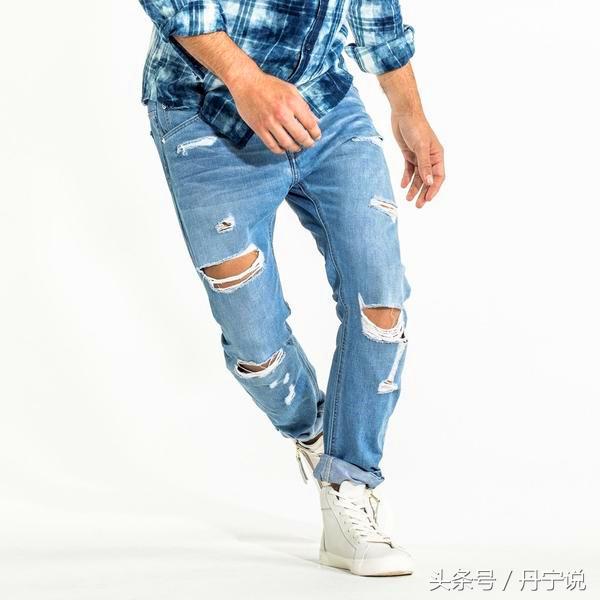 c罗迷你罗牛仔裤,世界足球先生c罗2017