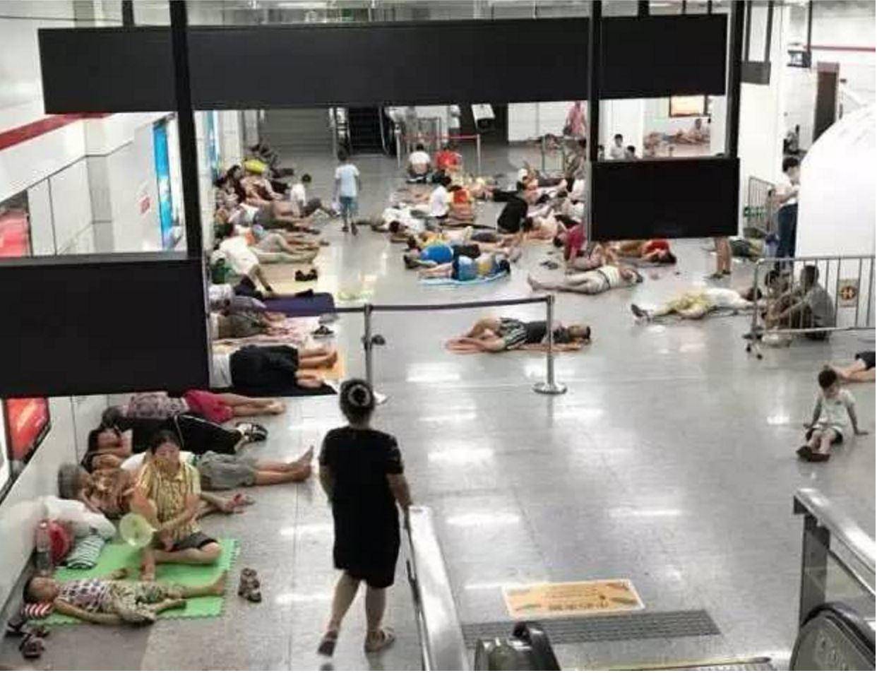 中国四大火炉武汉,重庆武汉南京号称中国三大火炉