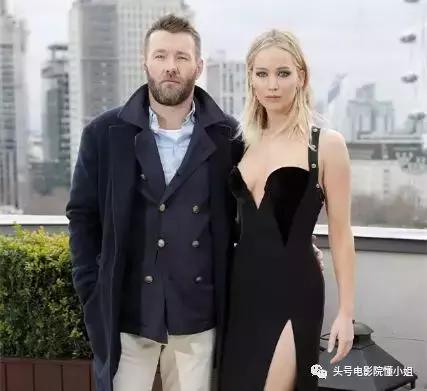 题材尺度超大胆的剧来了！他变装比许晴还性感女人看完说白活了