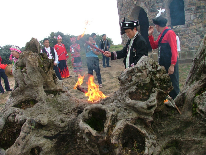 云南春节火把节,云南过完火把节不过春节了吗