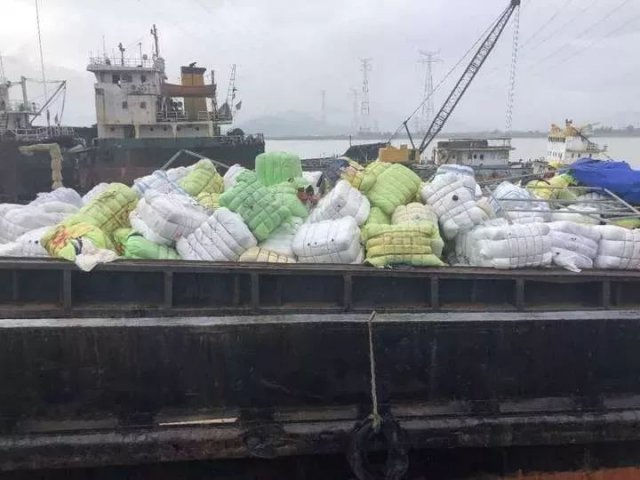 路边的东西不要买容易被骗,外贸货随便卖