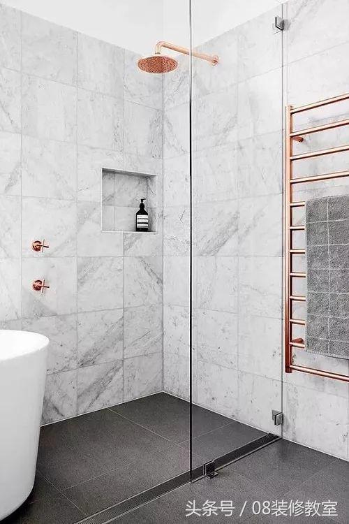 淋浴区总是积水?做好这一步就能解决