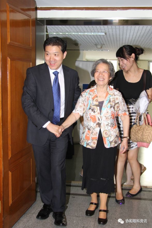 杏林失巨匠，后辈缅英灵——眼科各界深切缅怀张承芬教授