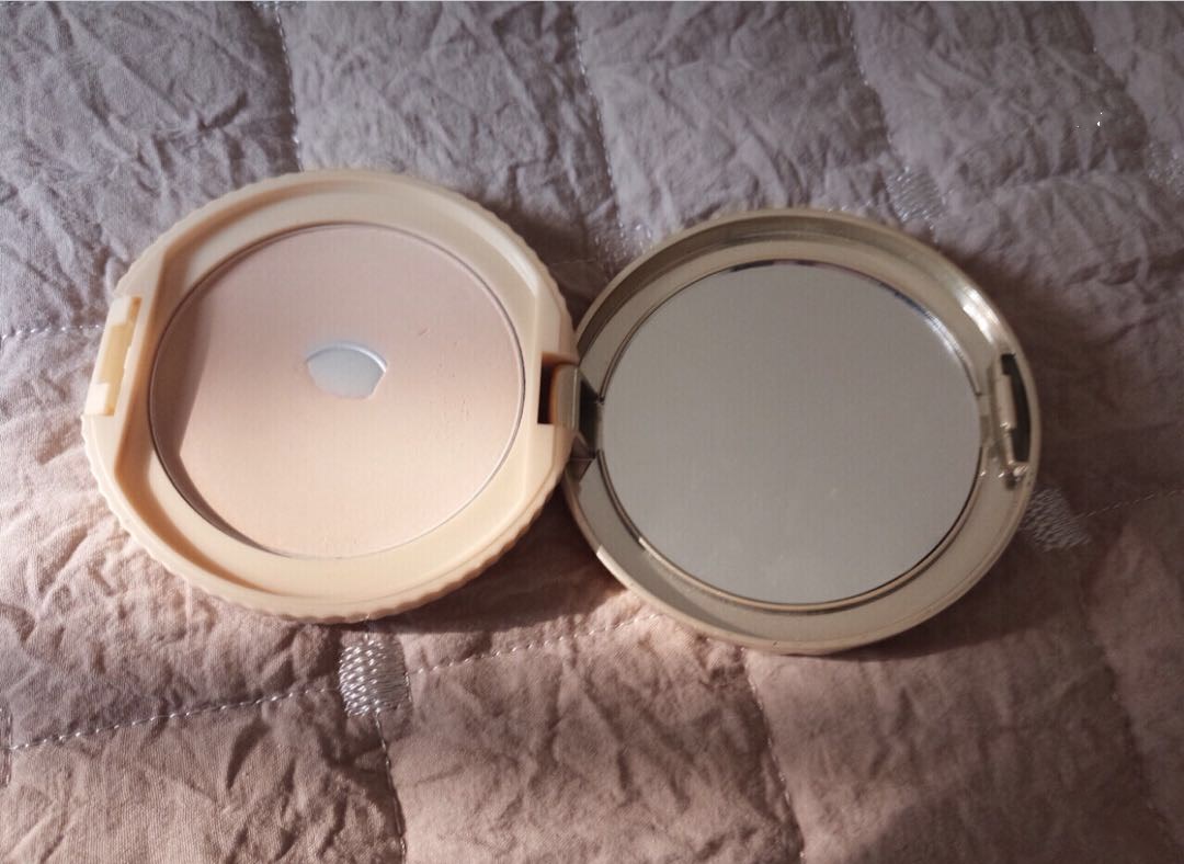 亲测最好用的油皮粉底液,大牌定妆产品推荐油皮