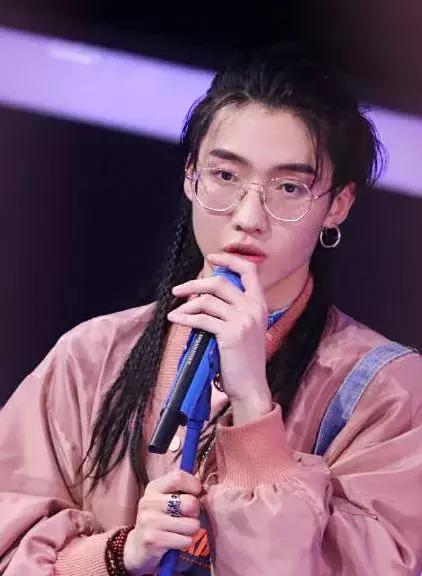 卸下伪装从此做回真正的自己,卸下伪装做更真实的自己