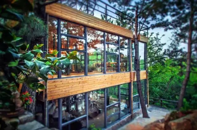 这是一家被称为“山东首家精品民宿”,等你一起邂逅青岛最美山居